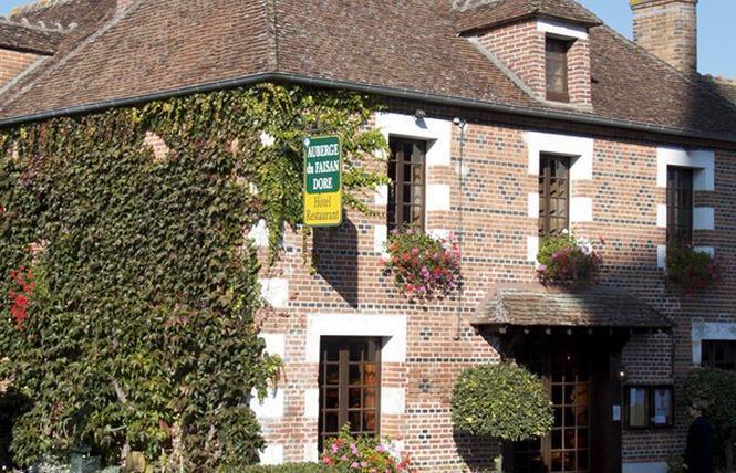 L'Auberge Du Faisan Dore Saint-Florent-le-Jeune Exterior photo